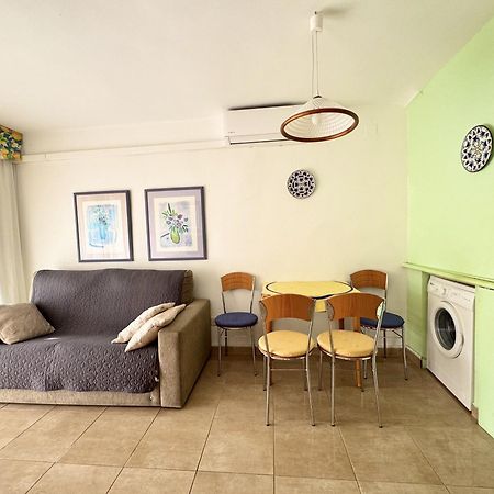Apartsalou Penedes Exteriör bild